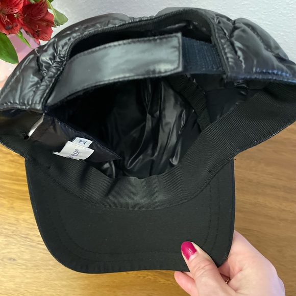💯 Authentic RARE MONCLER Quilted Puffer Down Black Ball Cap Hat - Picture 12 of 15